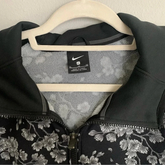 Nike Therma Exploration Black Floral Hooded Jacket Full Zip XL Rare HTF - Picture 9 of 16